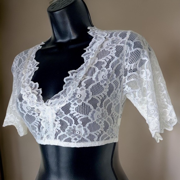 New Small White‎ Lace Dirndl Blouse Undershirt Top Stretchy V Neck Crop - Picture 3 of 4